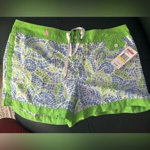 Vineyard Vines floral surf short